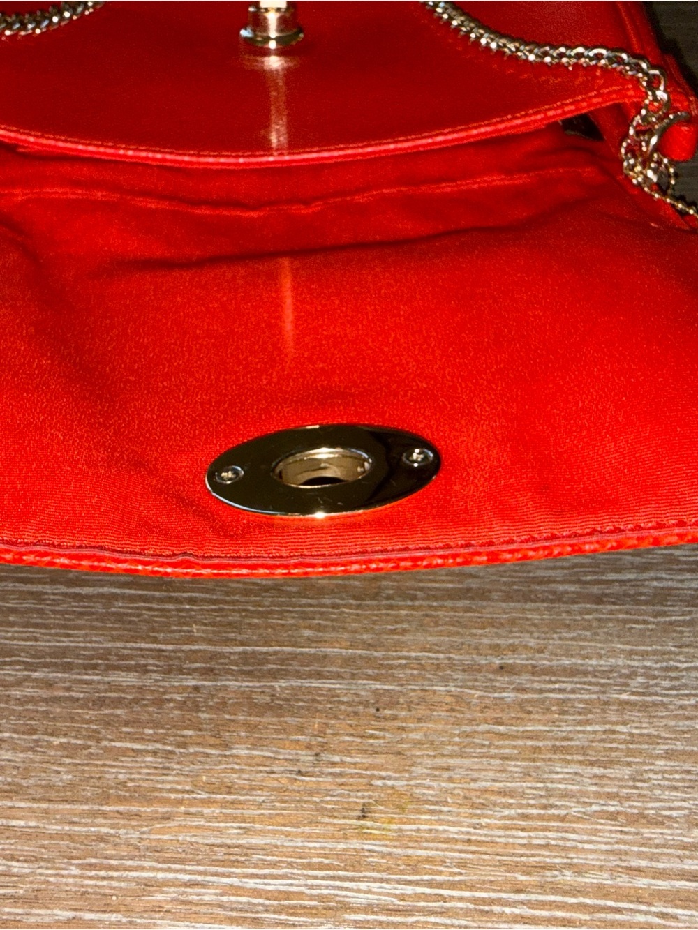 Coach Red Leather Shoulder Bag with Gold Chain - Picture 8 of 8